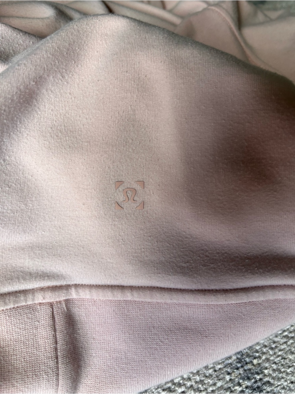 Lululemon Men’s Light Pink City Sweat Pullover - Picture 3 of 4
